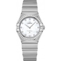 Replica Omega Constellation Manhattan Quartz 28mm Mother of Pearl Dial Diamond Women‘s Watch 131.15.28.60.55.001