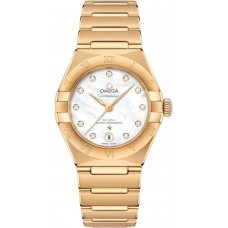 Replica Omega Constellation Manhattan Chronometer 29mm Mother of Pearl Dial Diamond Yellow Gold Women‘s Watch 131.50.29.20.55.002